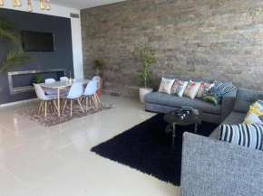 Melrose beach apartment